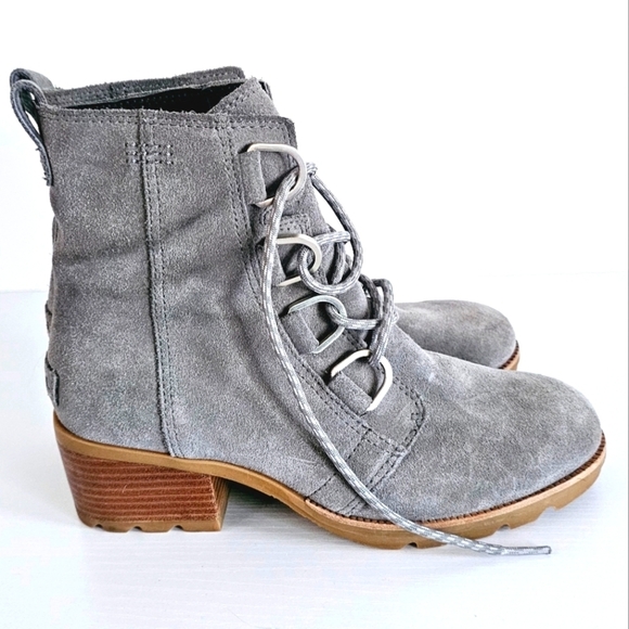 SOREL Women's Cate Lace Ankle Boot, Waterproof Leather Rain Boots Women's Size 8 - Picture 3 of 8